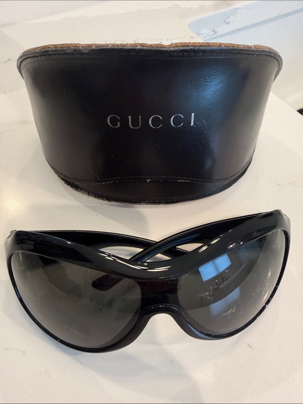 Vintage Gucci Black Wrap-Around Women’s Sunglasses
